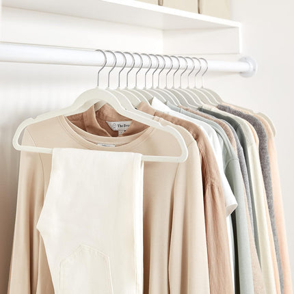 Slim Velvet Non-Slip Space Saving Suit Clothes Hangers, Closet Organizer, Ivory/Beige, 30-Pack