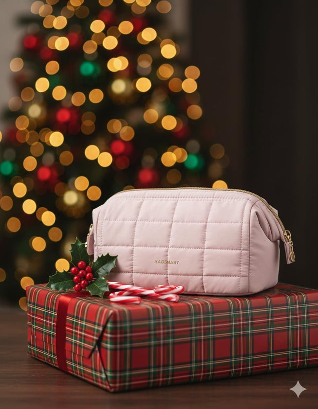 Makeup Bag Travel Toiletry Bag, Puffy Padded Make up Bags for Women Makeup Organizer Case, Wide-Open Pouch Purse Travel Essentials Toiletries Accessories Brushes, Pink
