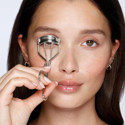 Classic Eyelash Curler for All Eye Shapes with Refill Pads