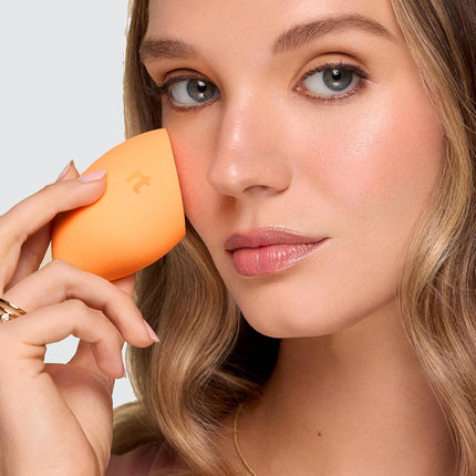 Miracle Complexion Sponge, 4 Pack, for Applying Liquid & Cream Foundation, Skin Tint & Concealer, Makeup Blending Sponge, Natural Finish, Latex-Free & Cruelty-Free